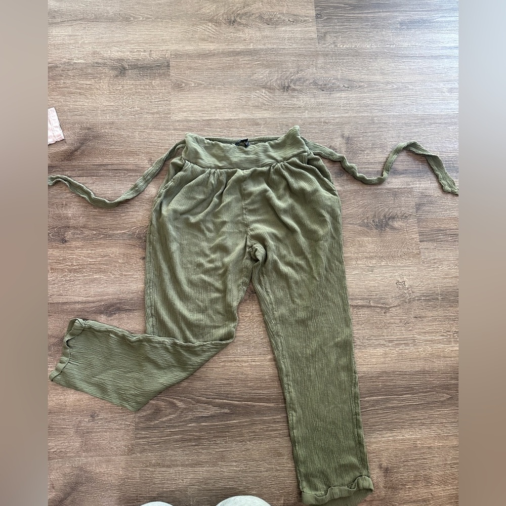 American Eagle Outfitters Green Drawstring Trousers